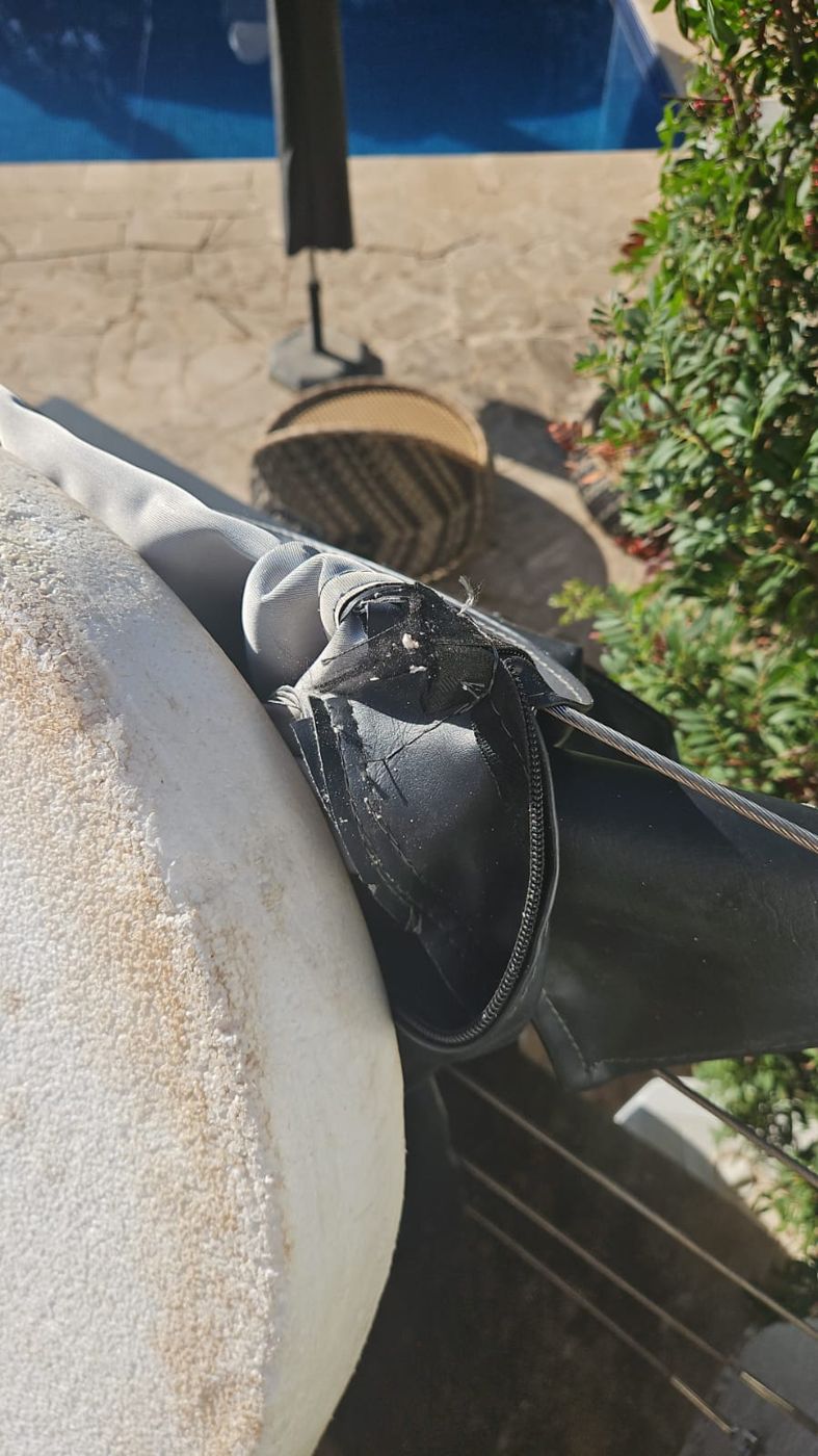 The worn-out original whirlpool cover being removed in Costa de la Calma
