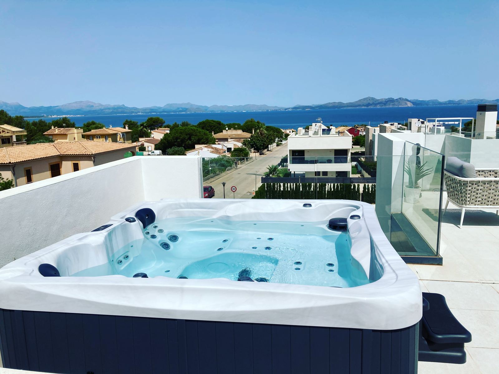 Hot tub installation in Sóller